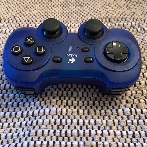 Logitech Remote. Good Used Condition - Picture 4 of 7